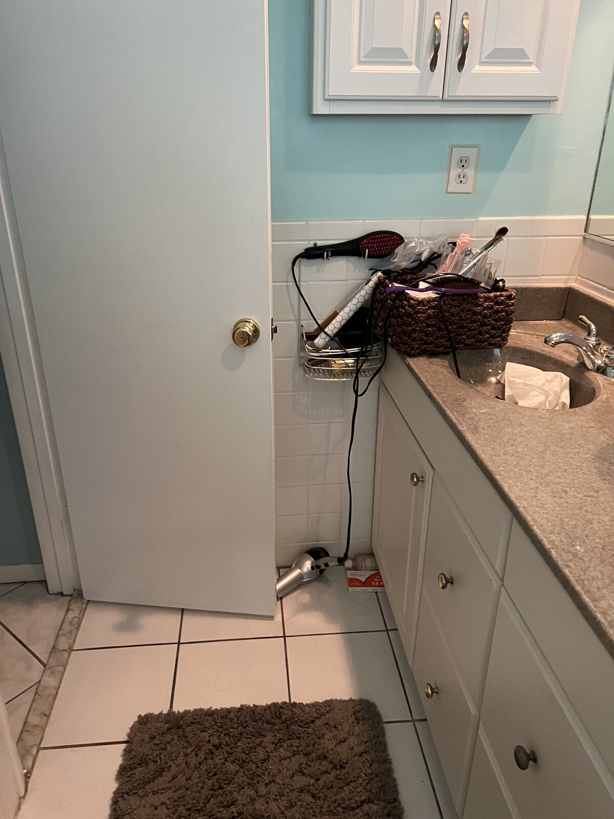 Bathroom before – entry and tile floor